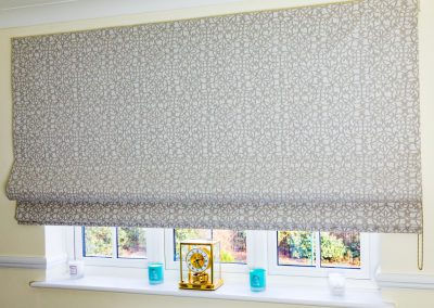 Large roman blind